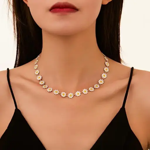 White Daisy Flower Charm Choker Necklace Pendant In Rose Gold Chain For Girl's And Women's